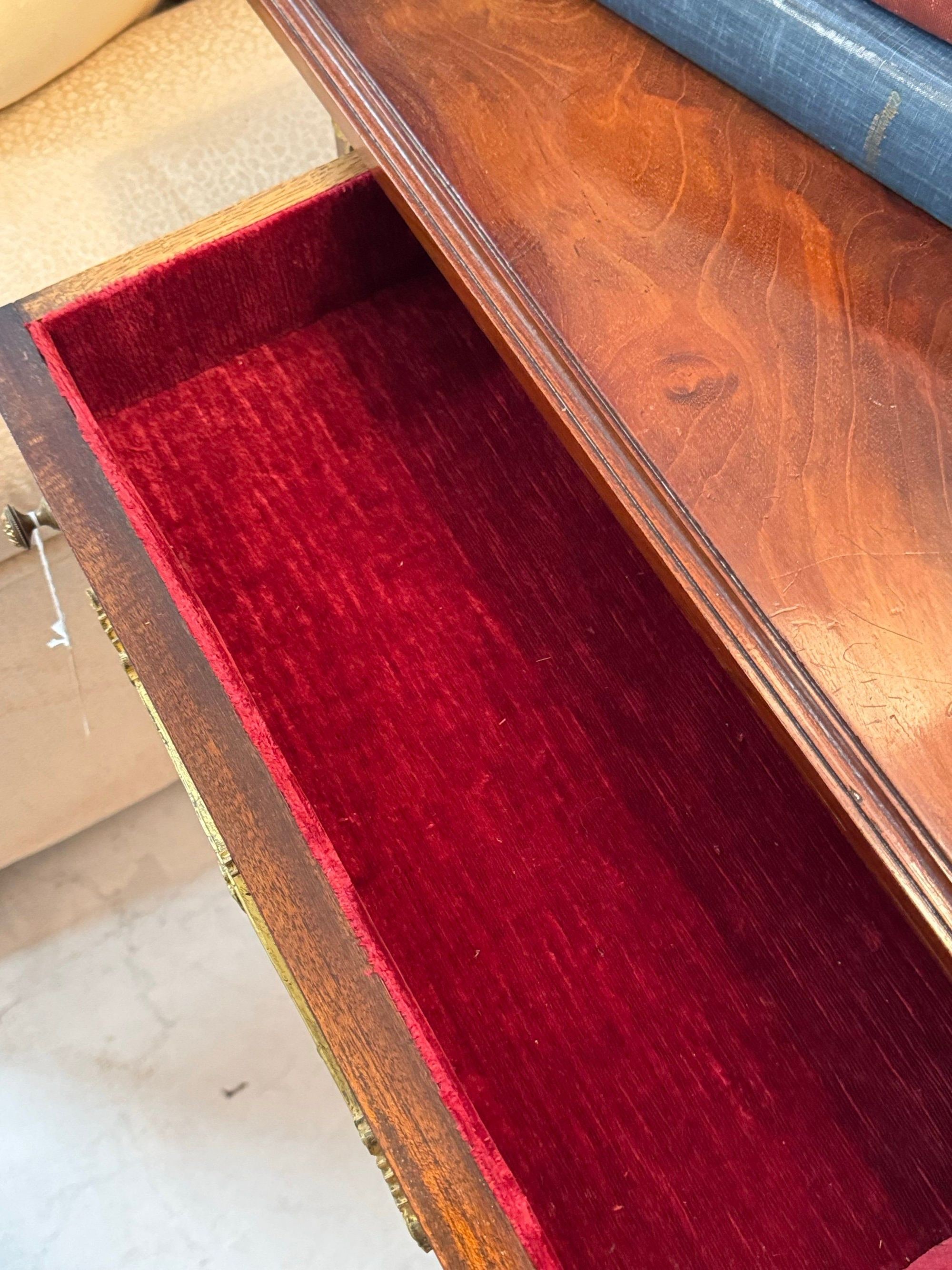Mahogany Jewelry Box with Velvet Lining